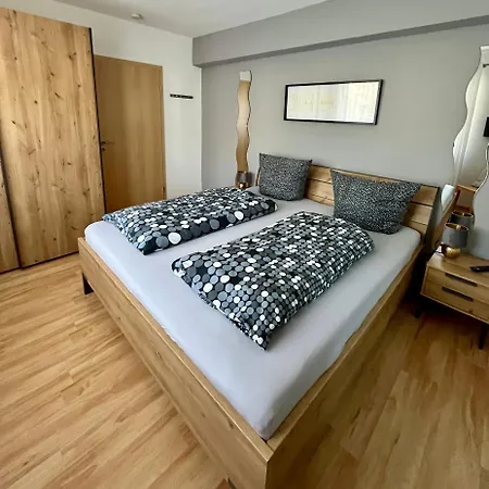 Ferienwohnung-mesenich Zell an der Mosel