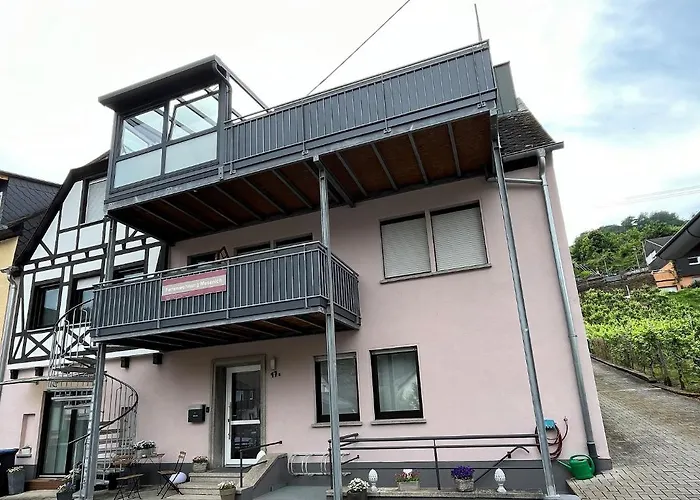 Ferienwohnung-mesenich Apartamento Zell an der Mosel